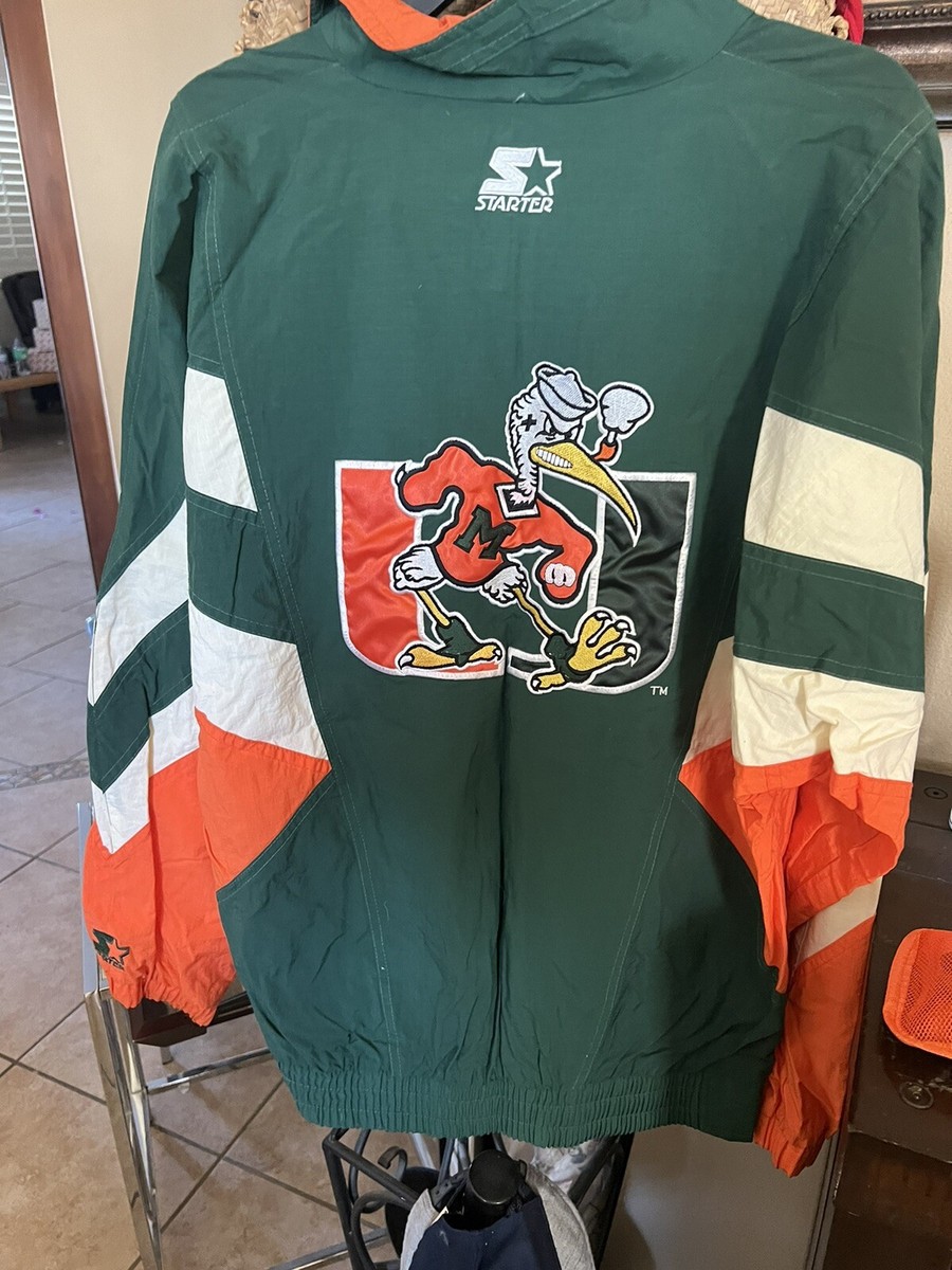 STARTER マイアミハリケーンズ 刺繍ロゴ　ハーフジップ　ナイロンジャケット STARTER マイアミハリケーンズ 刺繍ロゴ ハーフジップ ナイロンジャケット