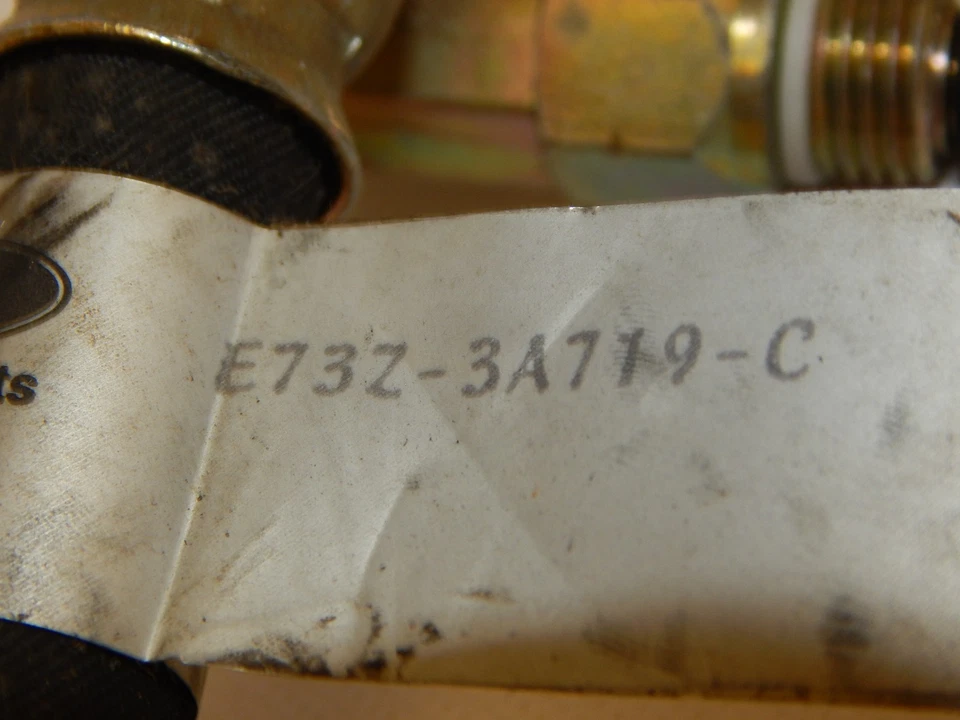 Nuevo tubo de manguera de línea de presión de dirección asistida Ford 1987 en adelante E73Z3A719C OEM  Foto 4 de 4