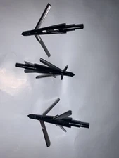 3)   Double Gator Broadheads. 2 X 2 Inch  100 Gr Like Shooting 2 Rage