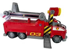 Paw Patrol Ultimate Fire Truck Bold Red Spin Master Toy Vehicle Lights Ladder