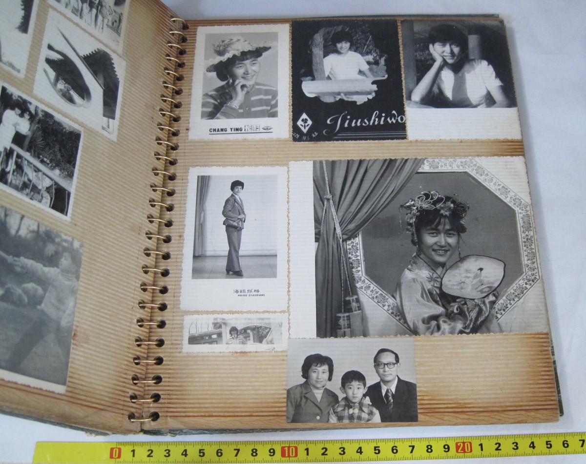 Original . Chinese family photo album . 156 sheets . China