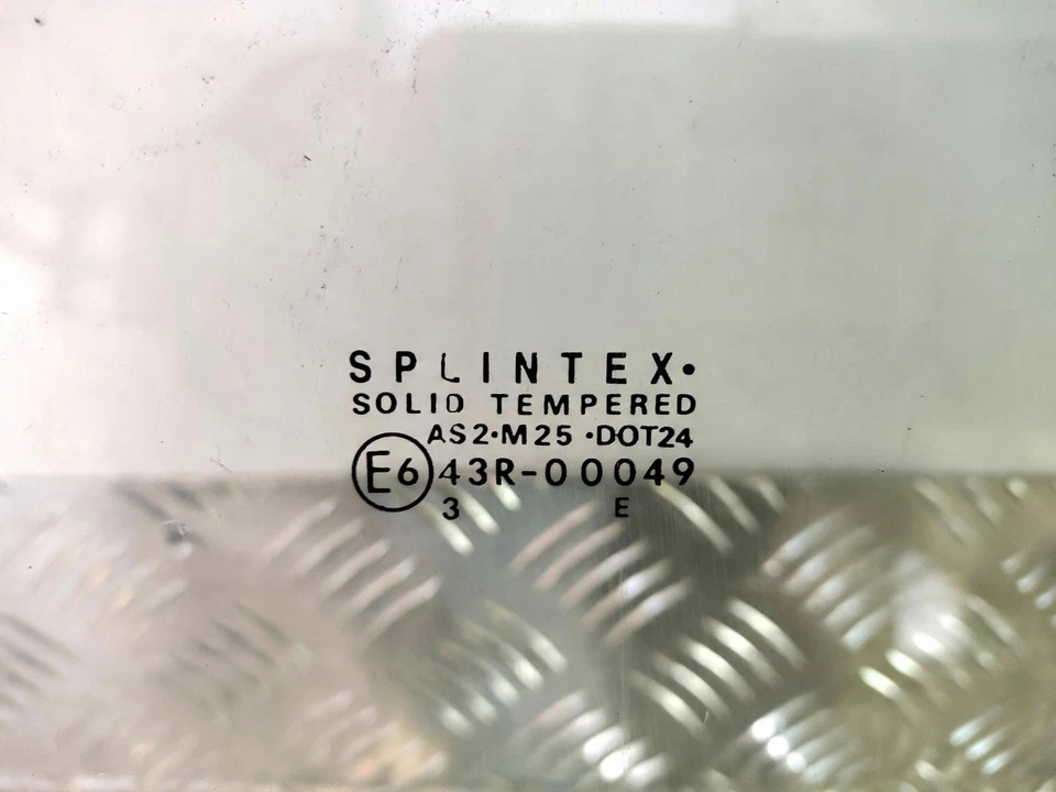 Ford STREETKA RIGHT FRONT SIDE WINDOW RIGHT FRONT - Image 3 of 3