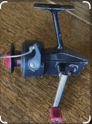 Angelrolle ''Peerless Bam 250''. Sammlerstück