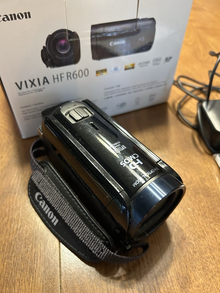 Canon VIXIA HF R600 Video Camcorder Camera Full HD 32X Zoom +