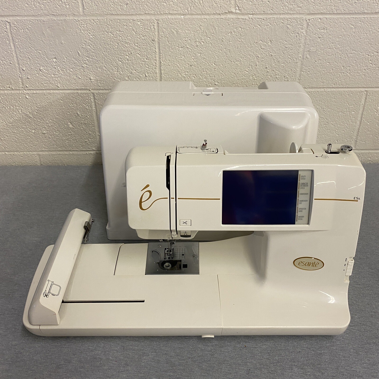 BABY LOCK ESe Esante Sewing Embroidery Machine w/ Attachment eBay