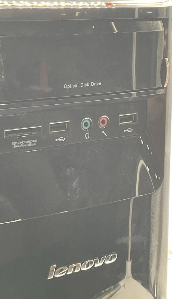 Computadora de escritorio Lenovo H405 procesador AMD Athlon X4 645 sin disco duro Foto 2 de 4