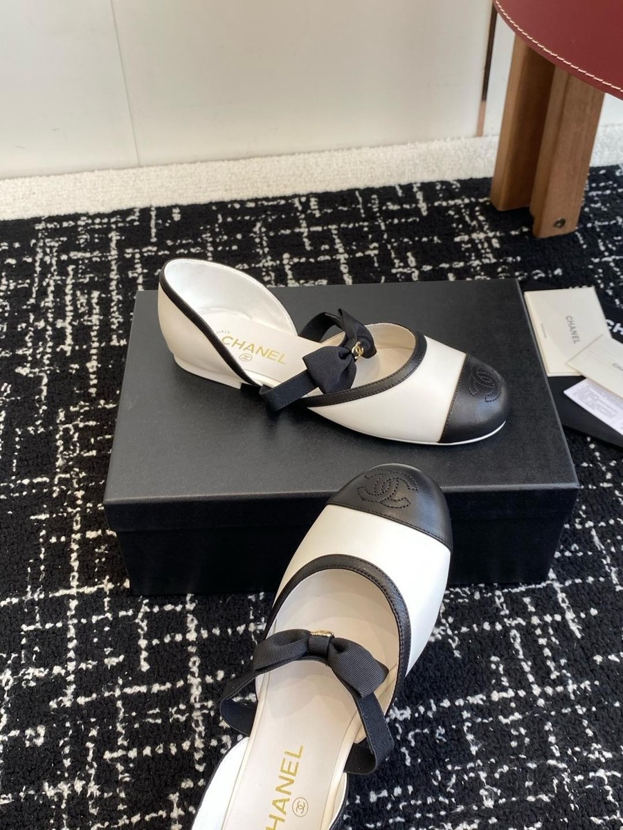 Chanel Two-Tone Ballerina Flats – White Black Bow CC Logo
