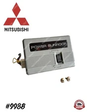 1995 MITSUBISHI MONTERO OVERHEAD POWER SUNROOF MOTOR TRIM BUTTON BUTTON GREY OEM