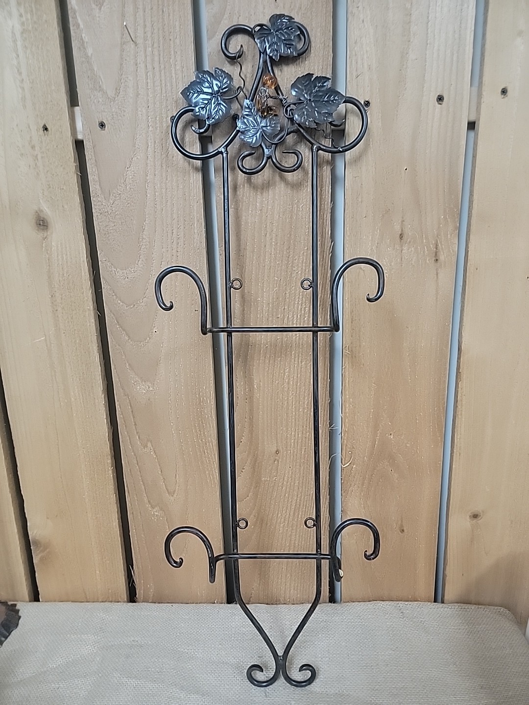 2 Tier Metal Wall Hanging Grape Leaves Plate Rack Holder Display Shelf 31"