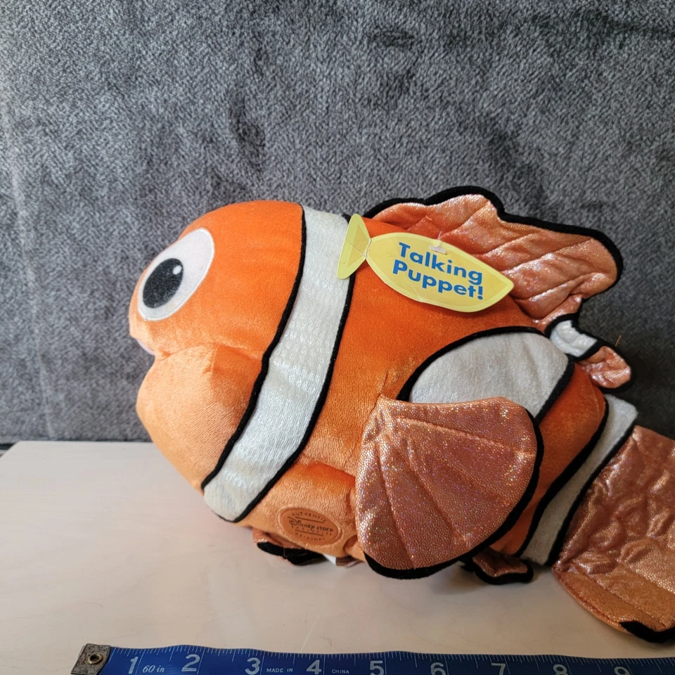 Peluche marioneta de mano parlante Buscando a Nemo Disney Pixar con etiquetas funcionando probado LEER  Foto 3 de 4