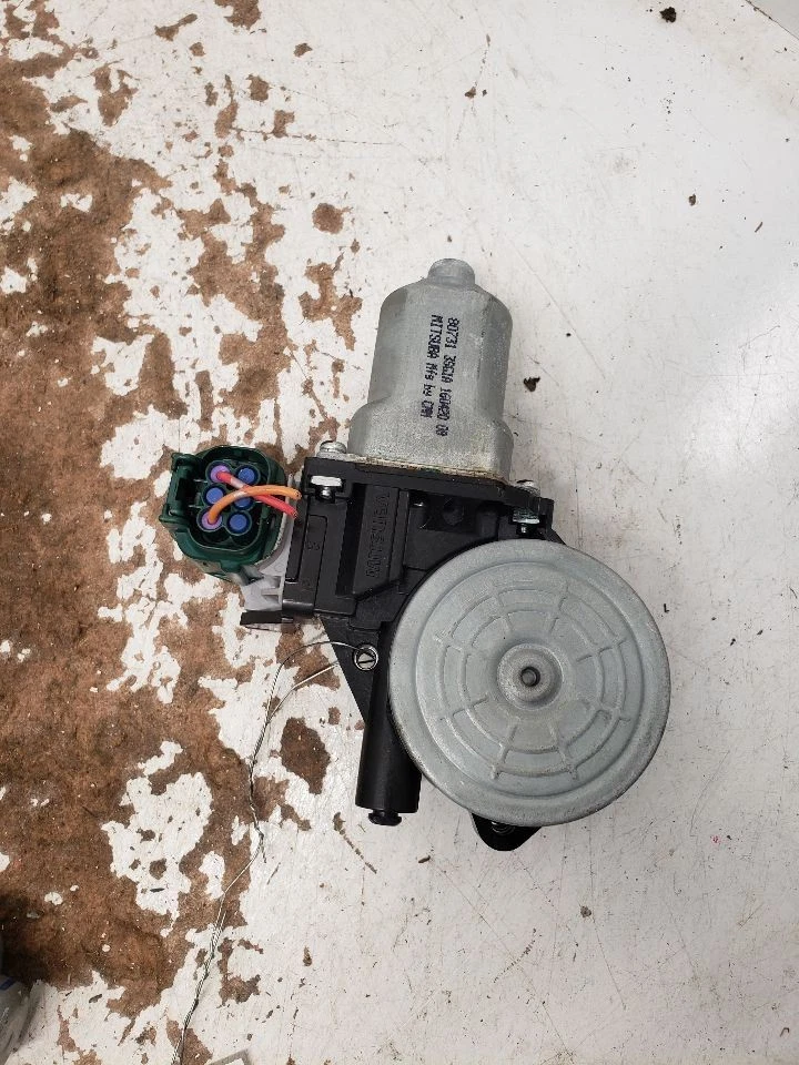 乘客右动力窗电机前部适合 13 - 19 SENTRA 1428227 — 第 2/4 张图片