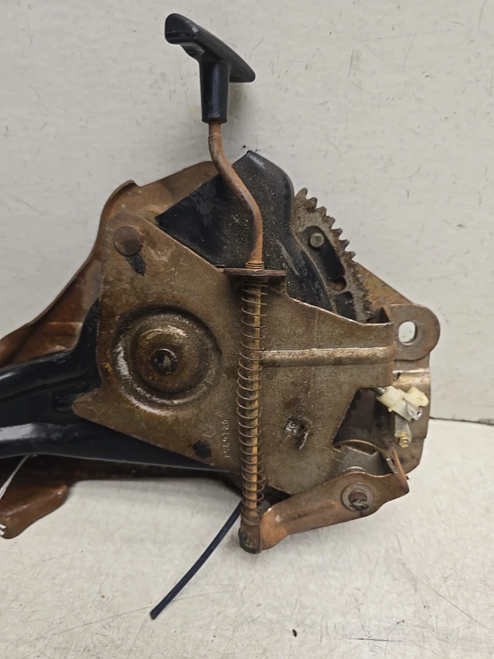 92 93 94 95 96 Ford F-150 F-250 F-350 Bronco freno de estacionamiento de emergencia G214 Foto 2 de 4