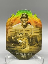 2022 Topps Fire Gold Minted On Fire DieCut Rafael Devers Boston Red Sox