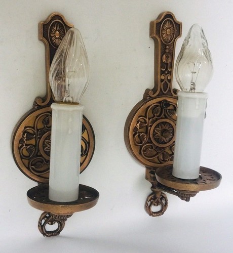 Par de apliques de bronce ligero Art Deco vintage