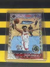 2019-20 Panini NBA Hoops Premium Stock - Silver Lazer Prizm #69 Danuel House