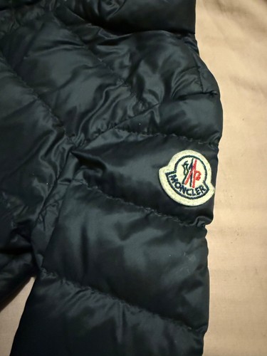 moncler jacket children age 2 years pre owned excellent condition 1 available - Picture 2 of 5