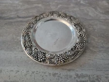 Saucer for Kiddush Cup, pre-owned,  5" dia., Grape Motif