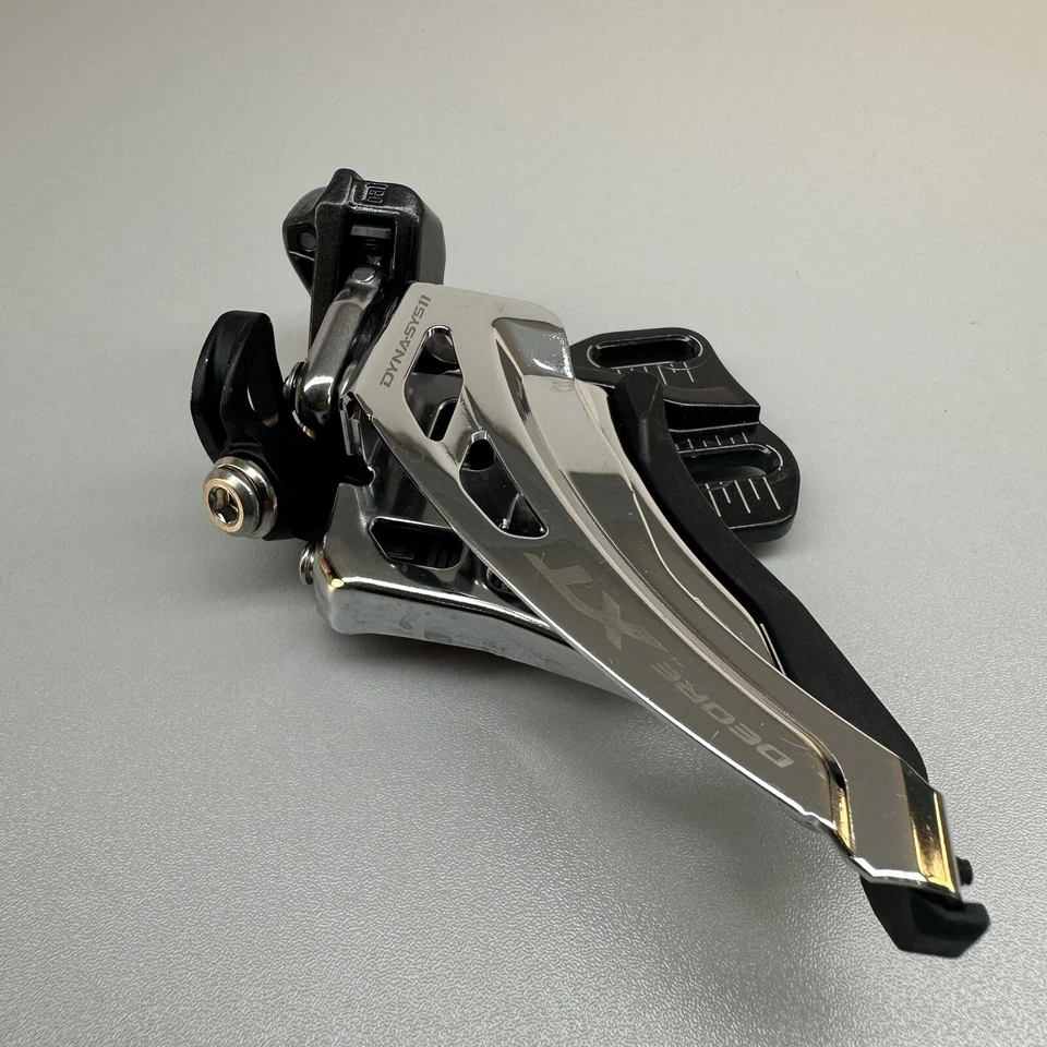 Shimano XT FD-M8020-E 2x11 E-Type, Side-Swing, Front-Pull Front Derailleur - Image 4 of 4