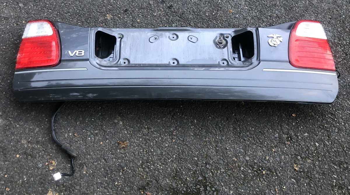 04-07 LEXUS LX470 LOWER TRUNK DECKLID TAILGATE Galactic Gray Mica