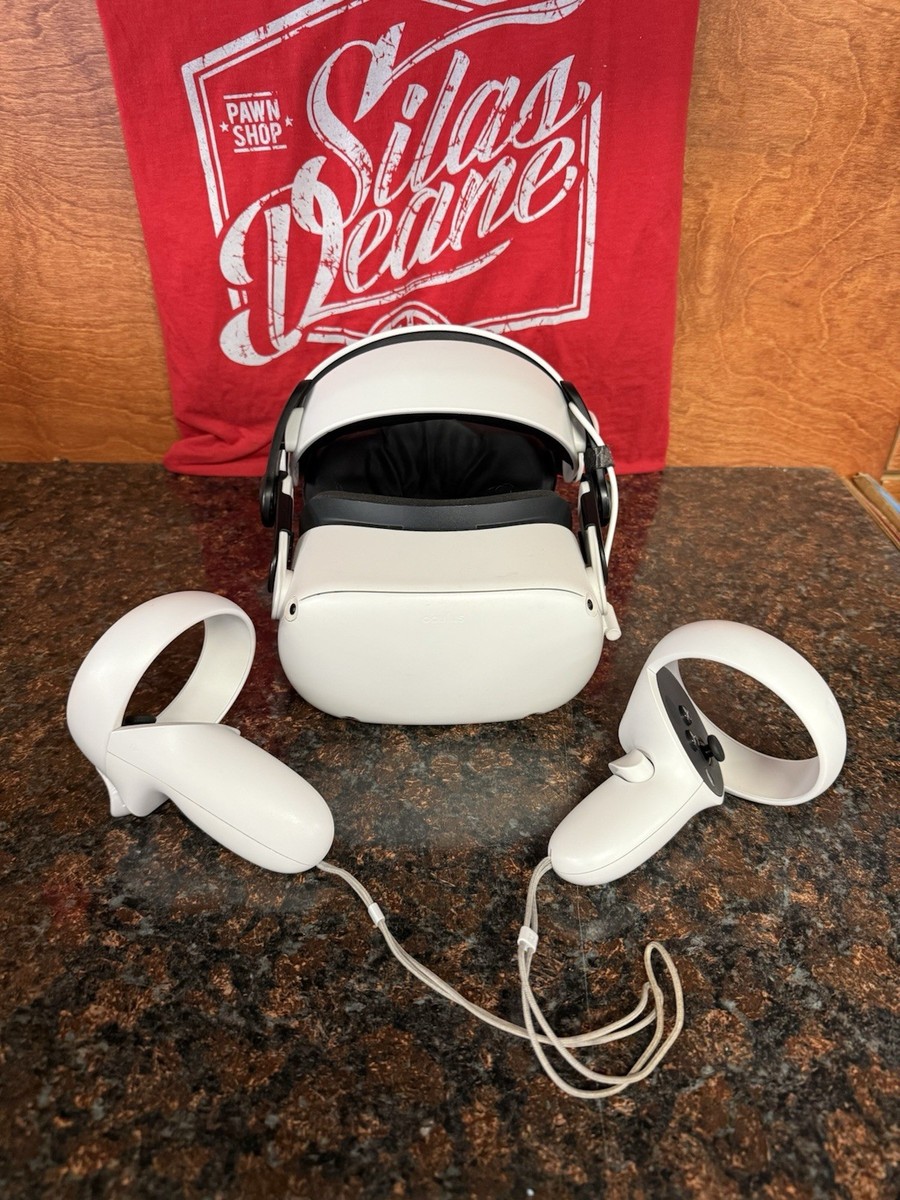 Oculus Quest 128GB with Extension Power Bank Strap and