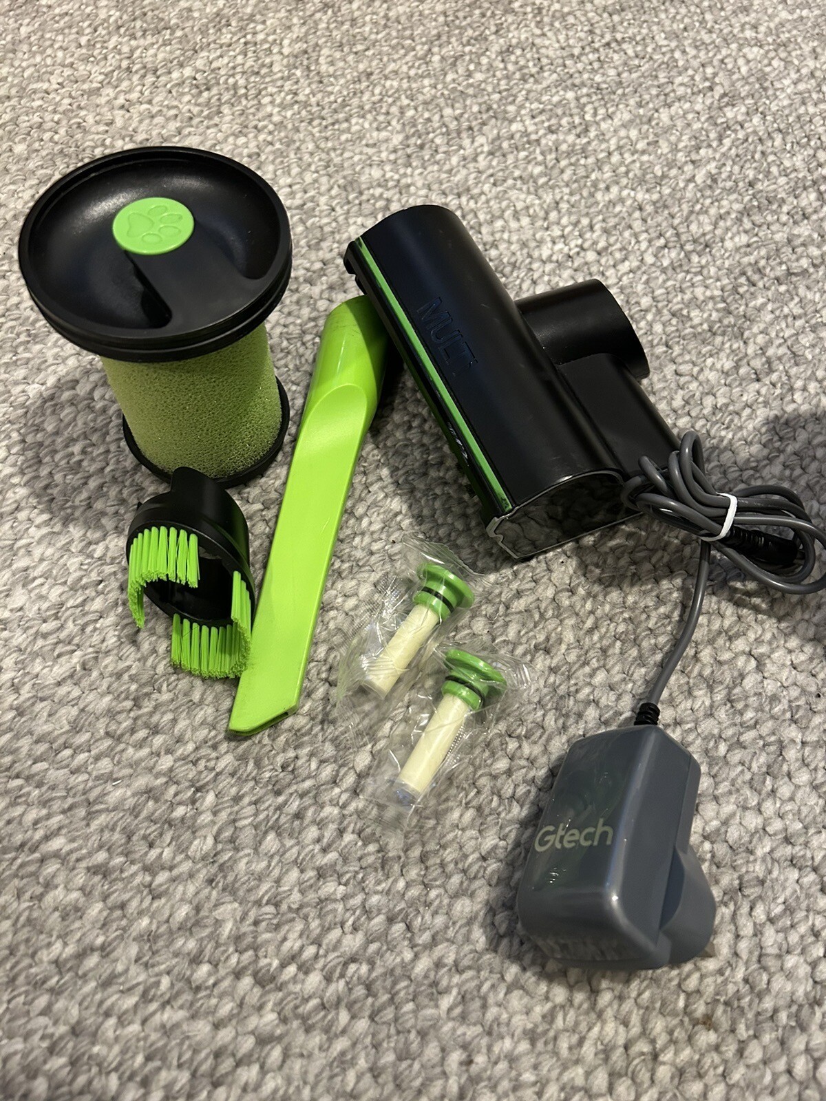 Gtech hand held vacuum cleaner K9 with accessories eBay