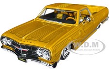 1965 CHEVROLET EL CAMINO LOWRIDER GOLD METALLIC 1/25 DIECAST CAR BY MAISTO 32543
