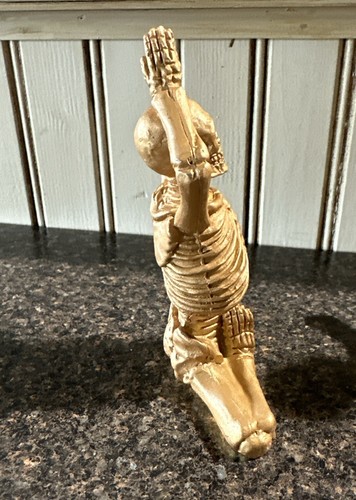 Set of 3 Skeleton Resin Statue Figurines Yoga Poses Gold Tone Halloween Decor - Picture 9 of 12