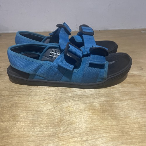 Size 10 A Astral Webber Water blue Men’s