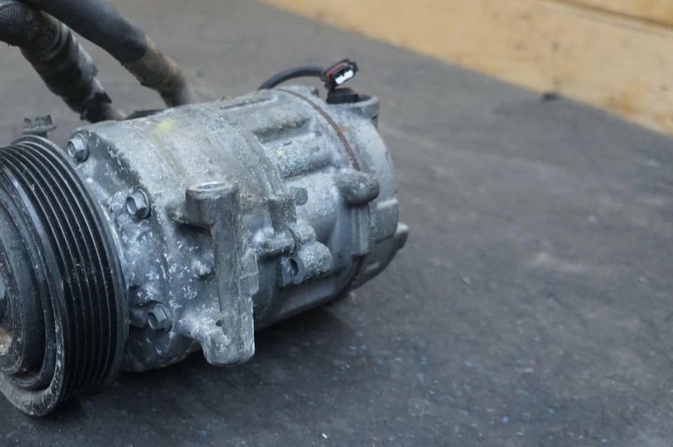 Conjunto de compresor de aire acondicionado OEM 4h0260805e Audi A8 diésel TDI 2014-16 Foto 3 de 4