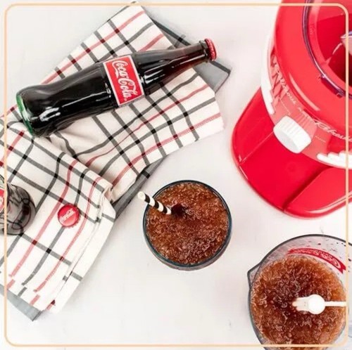 Nostalgia Coca-Cola Retro Frozen 40oz Beverage Station Ice Shaver Blender New - Picture 5 of 11