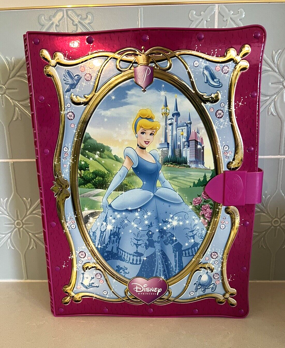 Disney Princess 'Cinderella Storybook' Foldout Playset - Simba