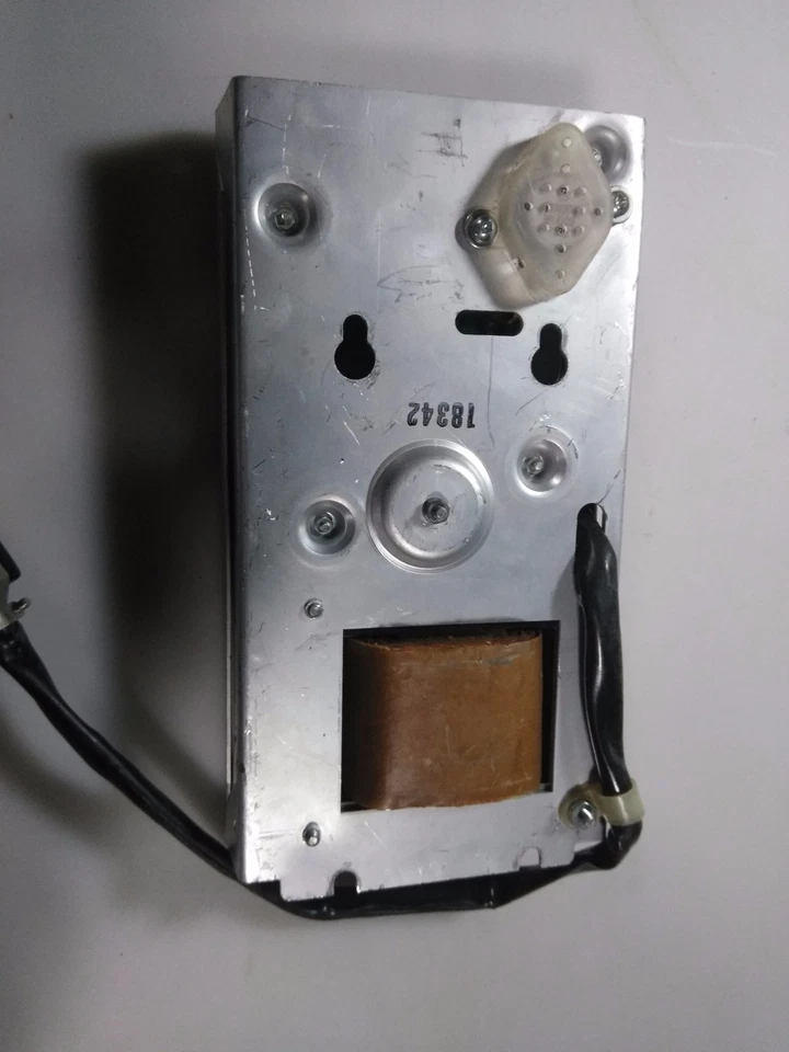 SURGE ARRESTOR. WITH HOLDER. PN# SJSA-145. NEXT LEVEL SYSTEMS, INC. - Image 2 of 4