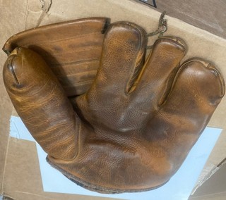 Vintage Hutch Clutch Leather Baseball Glove Mitt " The Magnet "