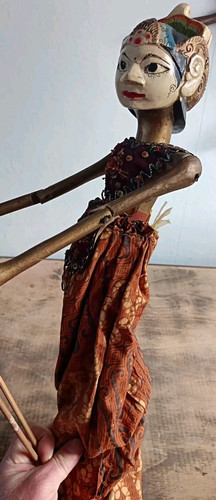 Vintage indonesische Wayang Golek Stockpuppe handgeschnitzt und bemalt - Bild 1 von 20