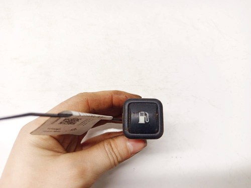 3B0959833A Schalter Tankklappe 3B0 959 833A  3B0959833A  03 0003  DE2794213-51