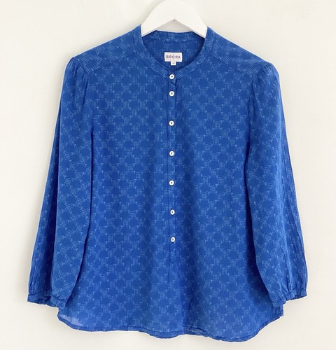 Brora blouse 14 cotton lightweight sheer blue button top 3/4 sleeve