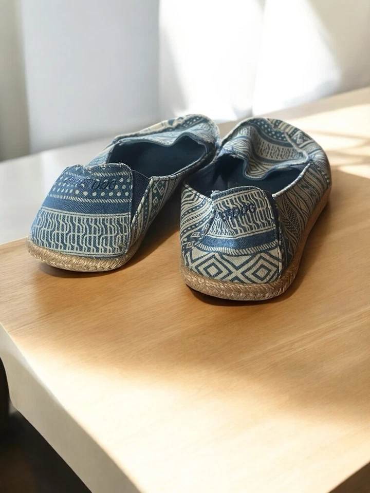 Zapatos planos sin cordones Rocket Dog para mujer azul tribal talla 8 alpargata punta redonda Foto 4 de 4
