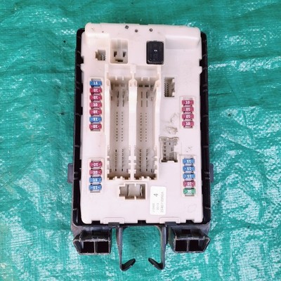 Infiniti 370Z G25 G37 IPDM Power Module 284B71BN0A Fuse Box Block Relay