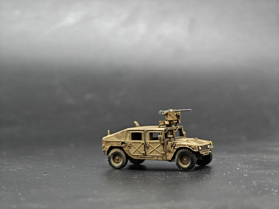 3D Printed 1/144 U.S. Army Humvee Armored Vehicle Finished Colored Model hot - Bild 4 von 4