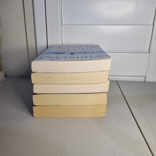 Danielle Steel Romance Bulk Lot Paperback Book Bundle - Women's Fiction - Picture 2 of 20