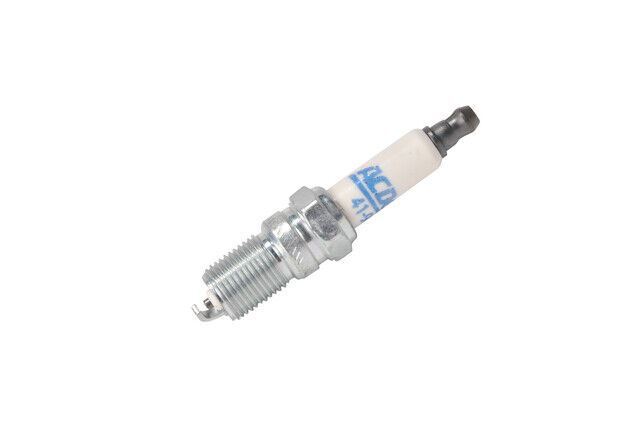 Genuine GM 1993-1995 Buick Chevrolet Double Platinum Spark Plug 19301808
