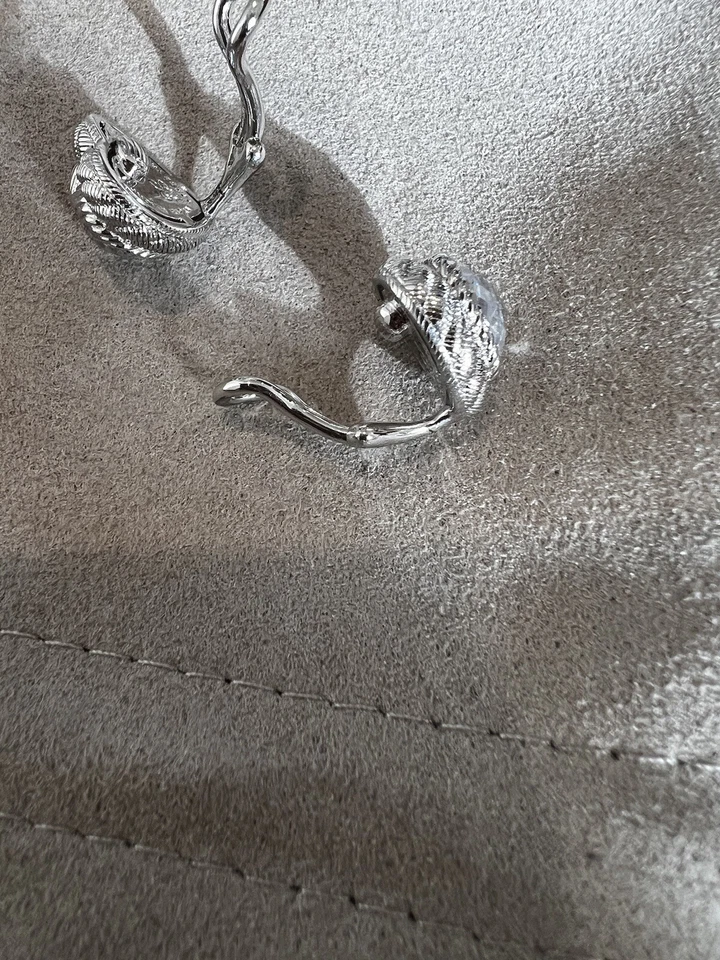 Pendientes Judith Ripka DISEÑADORA Plata Esterlina Forma CORAZÓN Transparente Foto 3 de 4