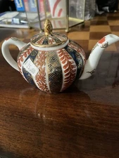 victoria and albert museum Mini Tea Pot
