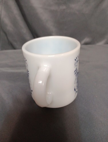 Vintage Hazel Atlas Platonite Milk Glass Mug Blue Vine - Picture 3 of 7