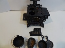 Vtg Antique Queen Cast Iron Miniature Stove Toy Salesman Sample Pot Pan Parts 2