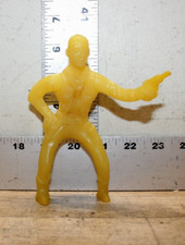 Vintage Unbranded Large Yellow Western Plastic Cowboy Action Figures