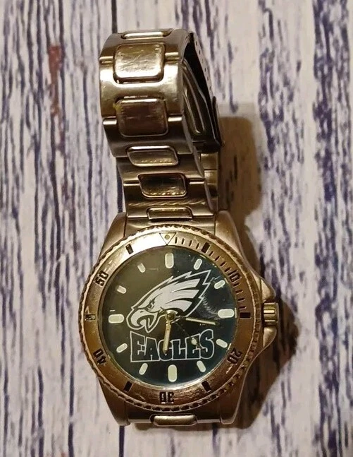 PHILADELPHIA EAGLES RELIC TEAM NFL WATCH EUC W/NEW BATTERY & SPARE GO BIRDS! - Image 2 of 4