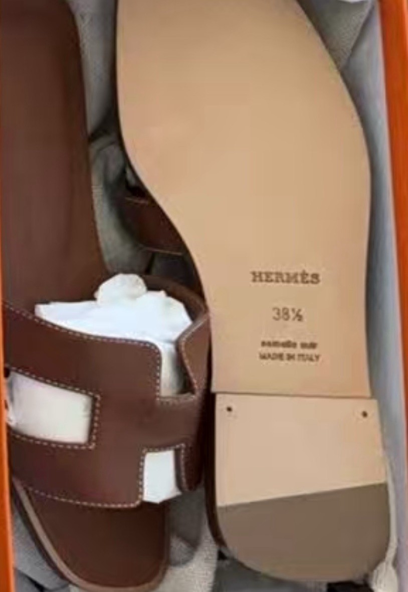 Size 38.5EU NEW HERMÈS Brown Gold Calfskin ORAN Sandals w/ Receipt