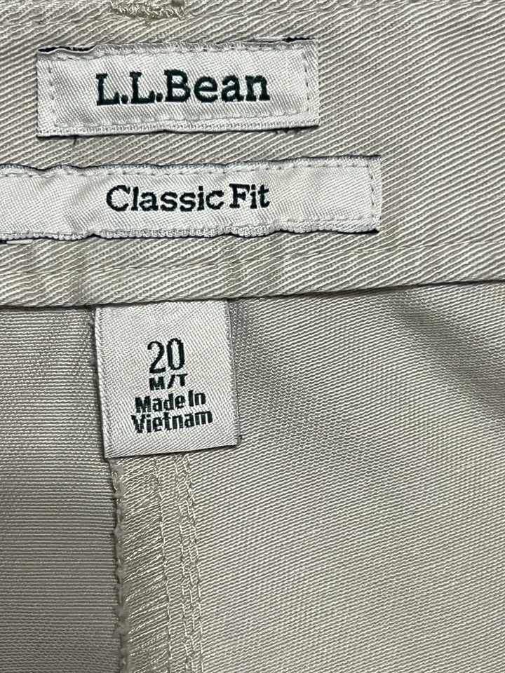 L.L. Bean Women’s Size 20 Khaki Chino Pants Classic Fit 100% Cotton Casual - Image 4 of 4