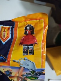LEGO NEXO KNIGHTS: Nexo Knights Intro Pack (5004388) Promotional GWP 